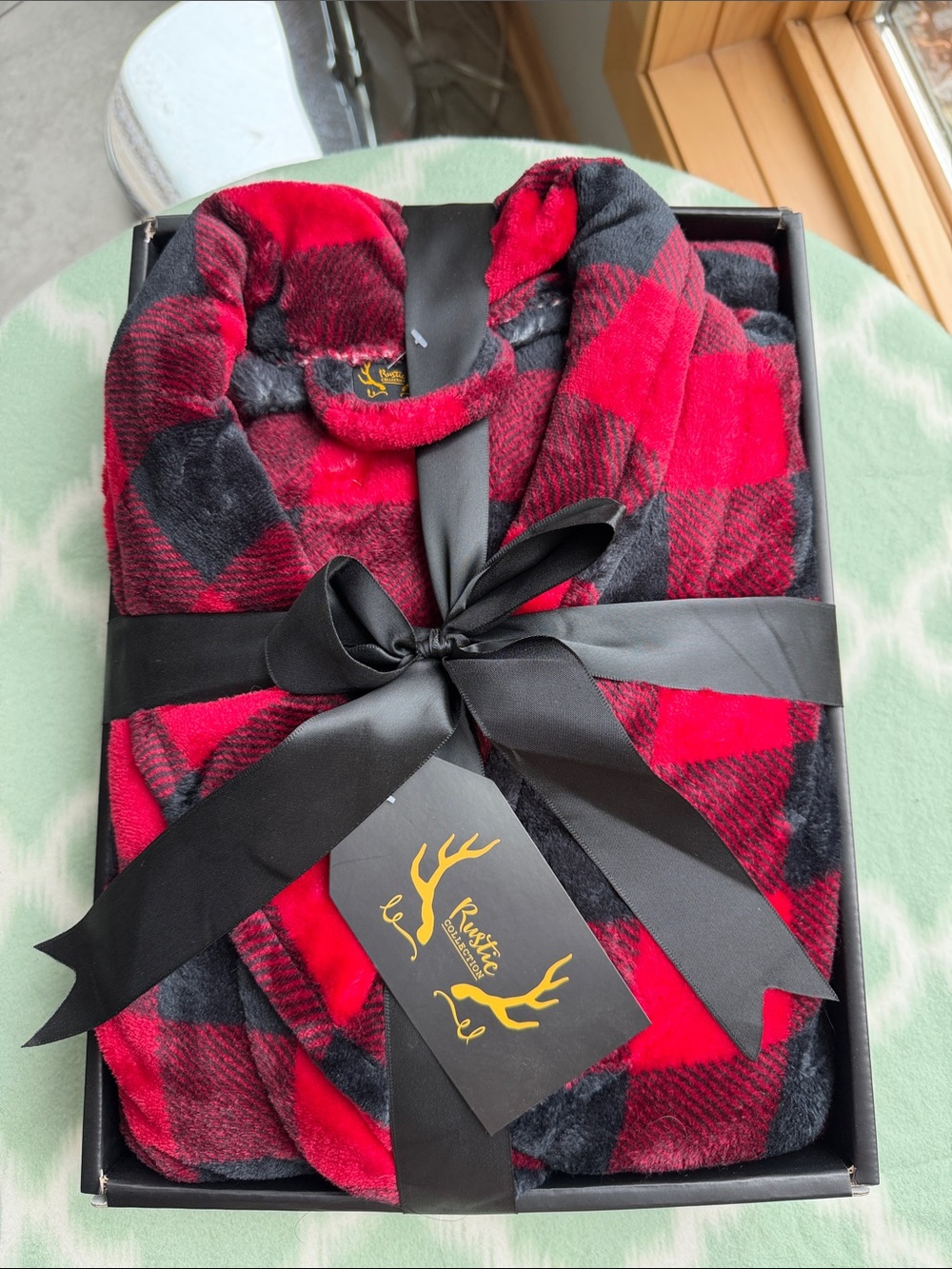 NWT Rustic Collection Buffalo Plaid plush robe OSFM - Red Black